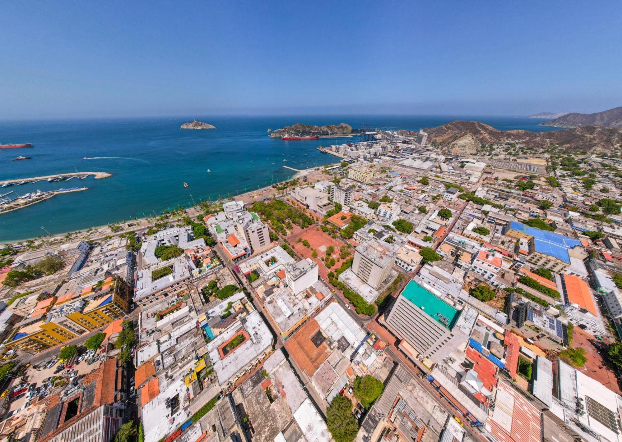 Hotel Tayromar Santa Marta  Exterior photo